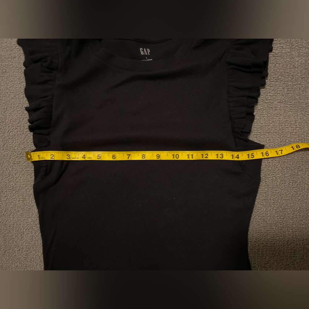 GAP Women's Large Stretchy Ribbed Knit Black Ruffle Sleeve Casual Tee - Picture 4 of 5